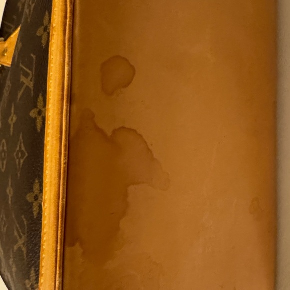 Louis Vuitton Monogram Shoulder Bag in Brown and Tan - Picture 10 of 14